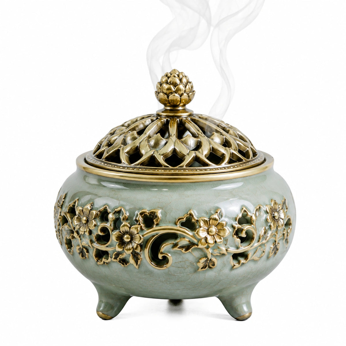Bruciatore per incenso diametro 18 cm in ceramica verde salvia e metallo dorato traforato stile classico