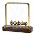 Bilanciere di Newton 25 cm in metallo dorato e legno - Decorazione da scrivania oscillante